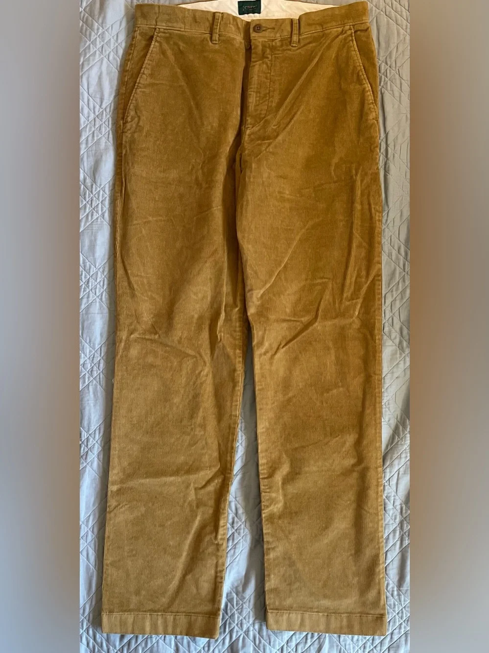 J. CREW Broken-in Straight pant in stretch corduroy in V. Goldenrod 32/32 CM717